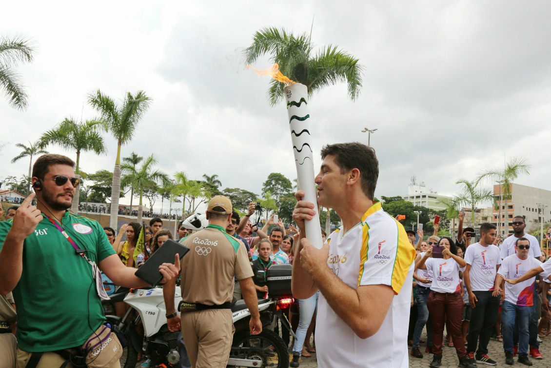 Revezamento da tocha dos Jogos Rio 2016 contempla todas as regiões do  Brasil — Rede do Esporte