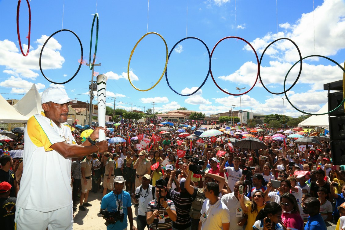 Revezamento da tocha dos Jogos Rio 2016 contempla todas as regiões do  Brasil — Rede do Esporte