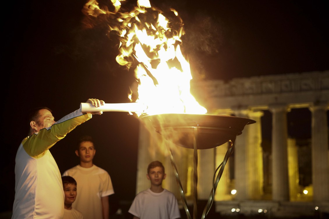 Revezamento da tocha dos Jogos Rio 2016 contempla todas as regiões do  Brasil — Rede do Esporte