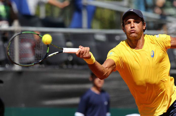 Isner vence o jogo mais longo da história, por 70 a 68