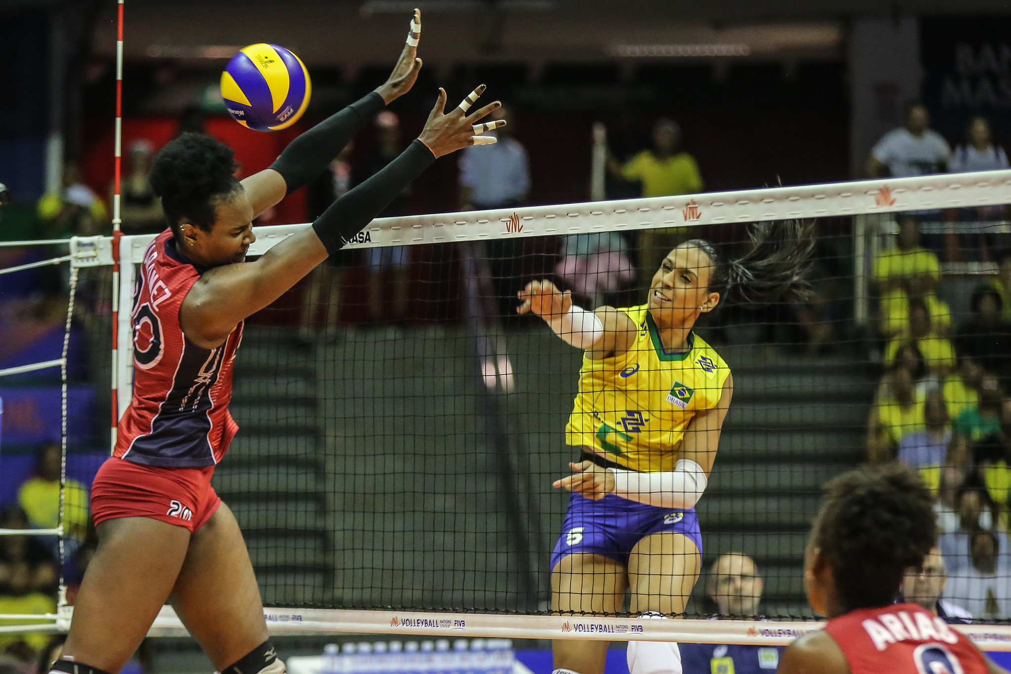 Campeãs do Campeonato Mundial de Vôlei Feminino - Vencedoras aqui