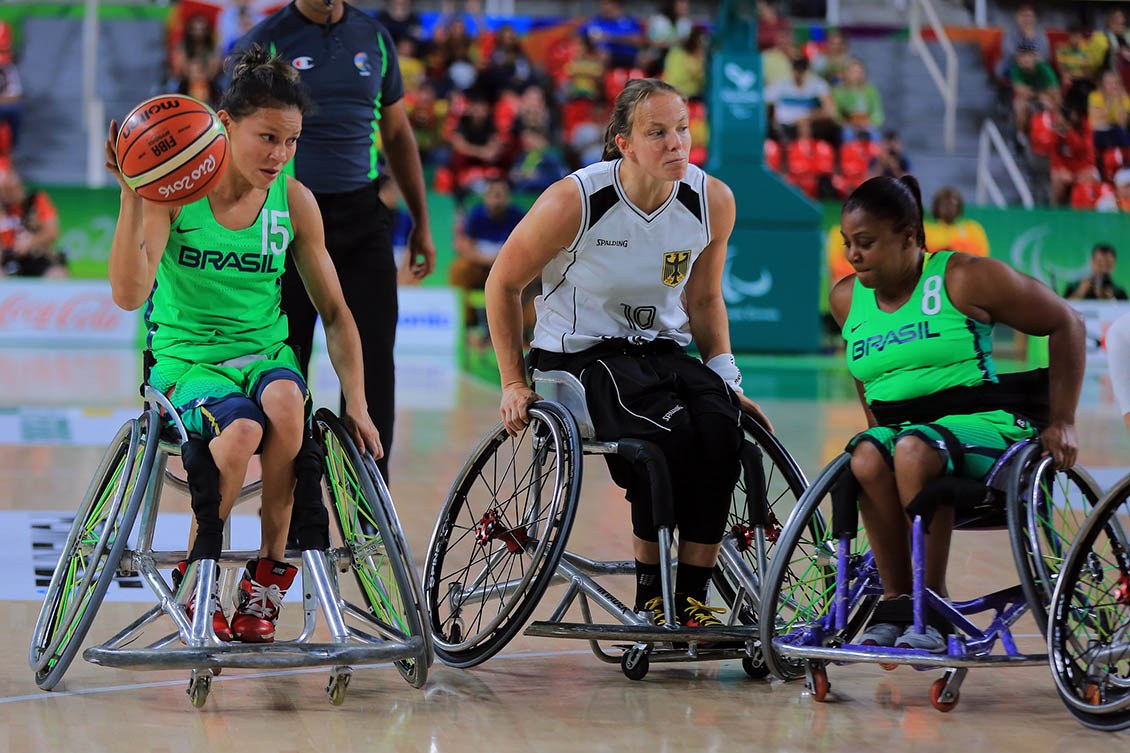 Brasil vence a Argentina no basquete em cadeira de rodas feminino