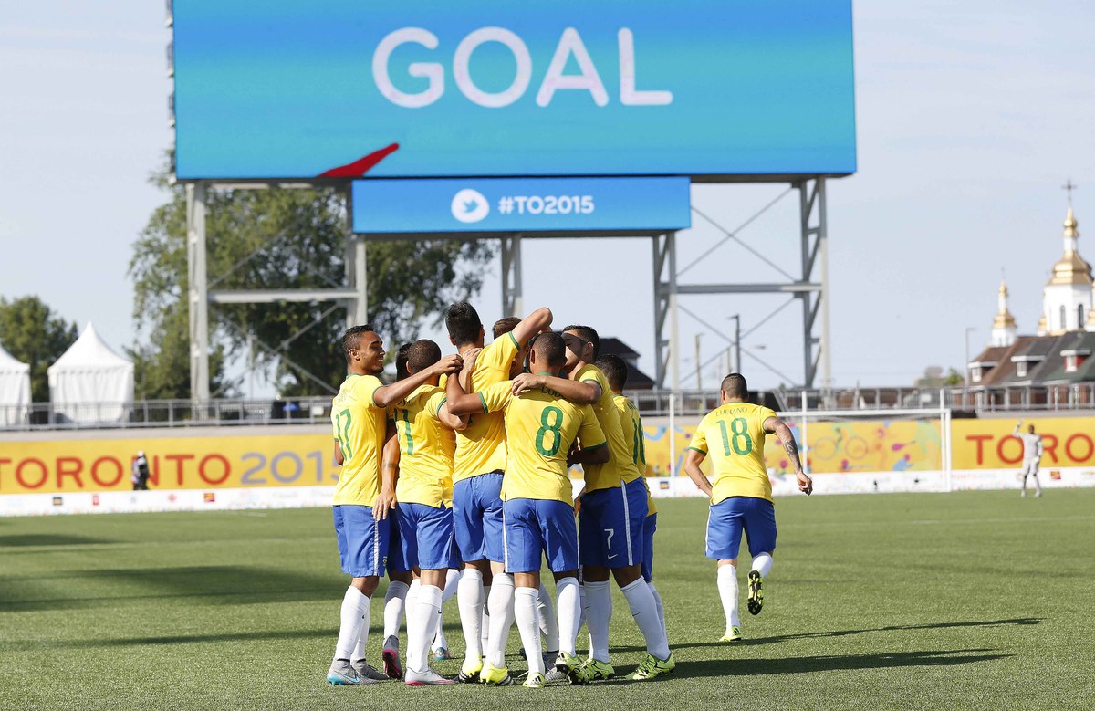 Brasil estreia no Pan com goleada sobre Canadá no futebol masculino