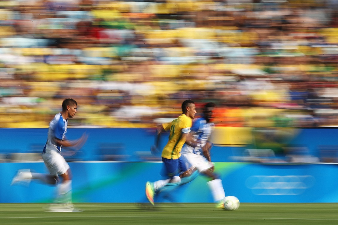 Seleção Brasileira de futebol vence Honduras e vai à semifinal dos