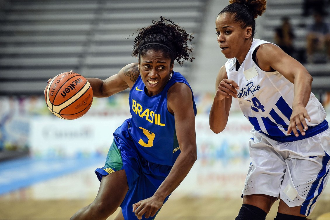 Brasil se recupera, vence Porto Rico no basquete feminino e mantém