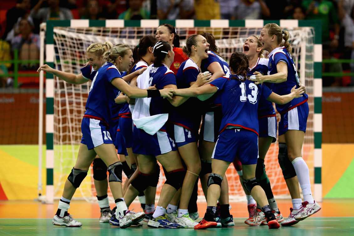 Brasil joga bem e empata com as russas no handebol feminino