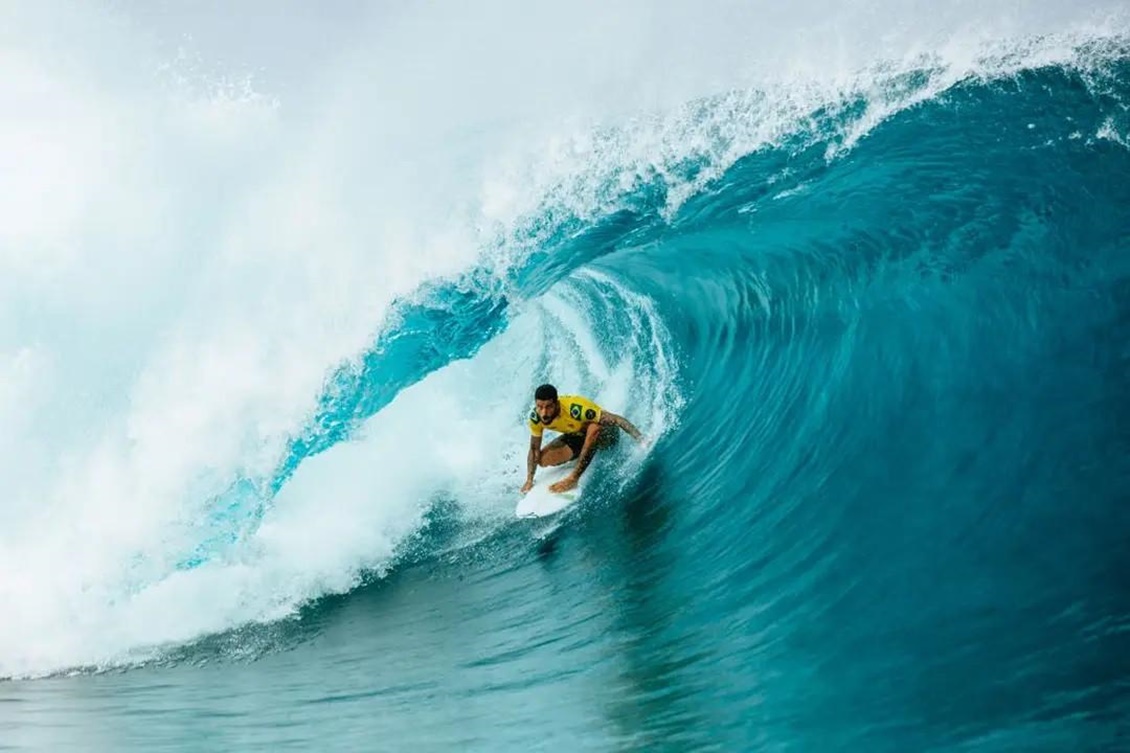 Filipe Toledo é o campeão mundial de surfe de 2022