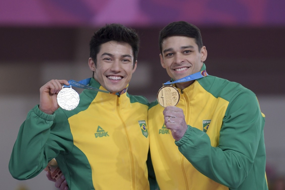 Ginastas do RJ conquistam Ouro no Troféu Sogipa de Ginástica Artística -  Recreio da Juventude