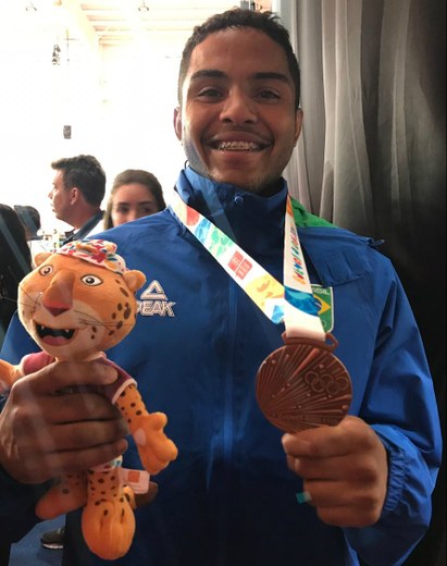 João Vitor Santos conquista o bronze por equipes mistas no judô Rede