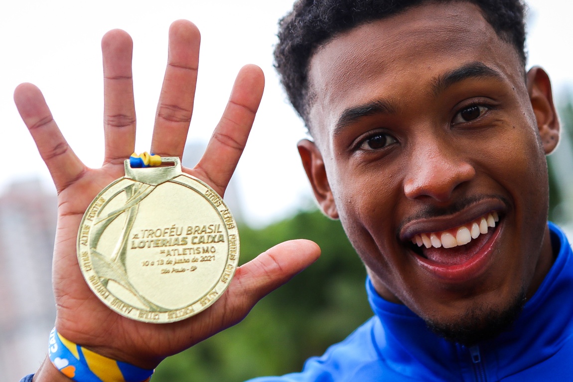 Paulo André chega ao quinto título do Troféu Brasil de atletismo nos 100m —  Rede do Esporte