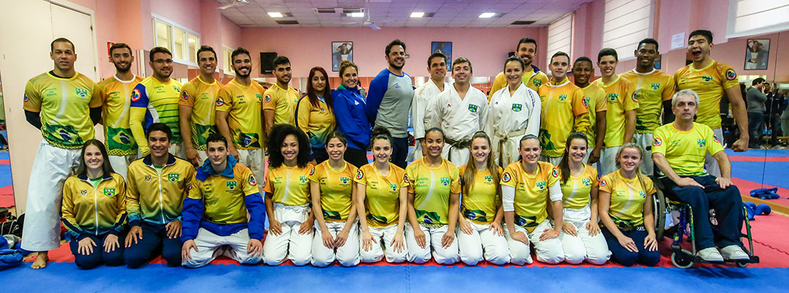 Delegação brasileira no Campeonato Mundial de Caratê de Madri. Foto: Abelardo Mendes Jr/rededoesporte.gov.br