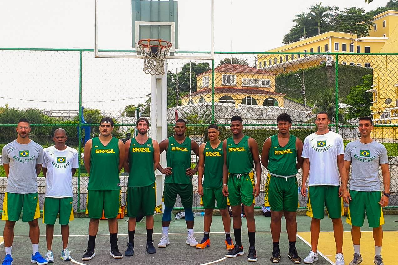 Atletas participam de treino em preparação aos Jogos Olímpicos de