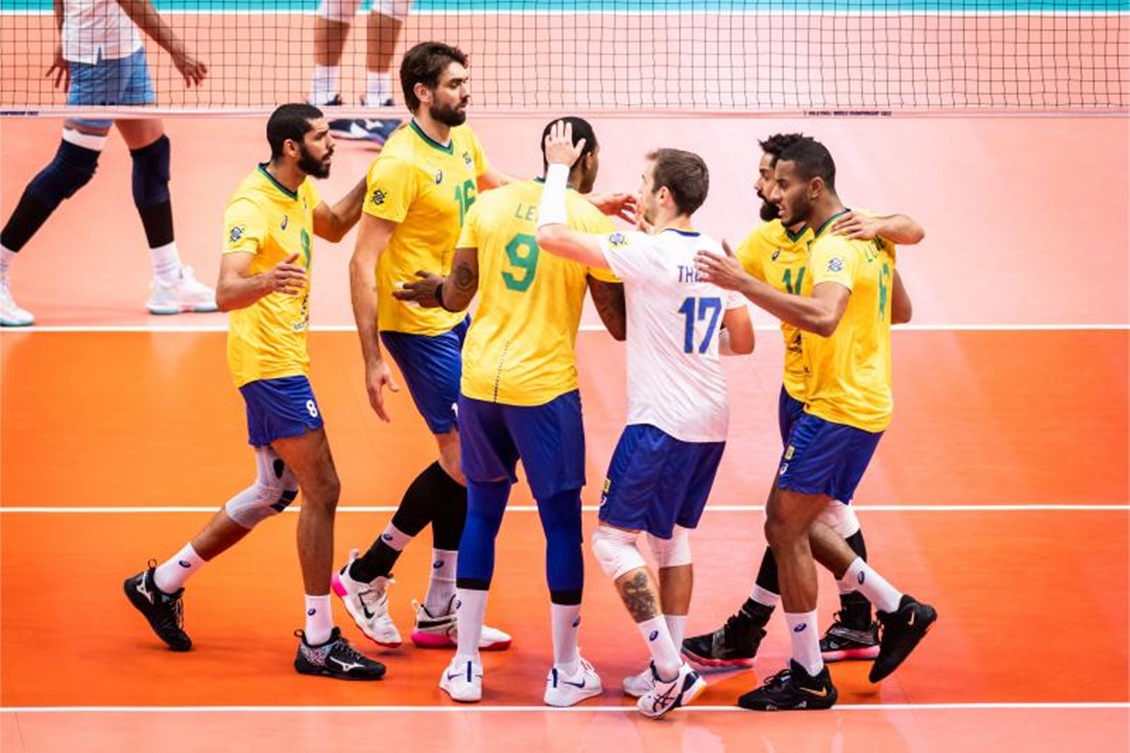 Brasil vence o Japão e está na semifinal do Campeonato Mundial de Vôlei -  AGÊNCIA ESPORTE