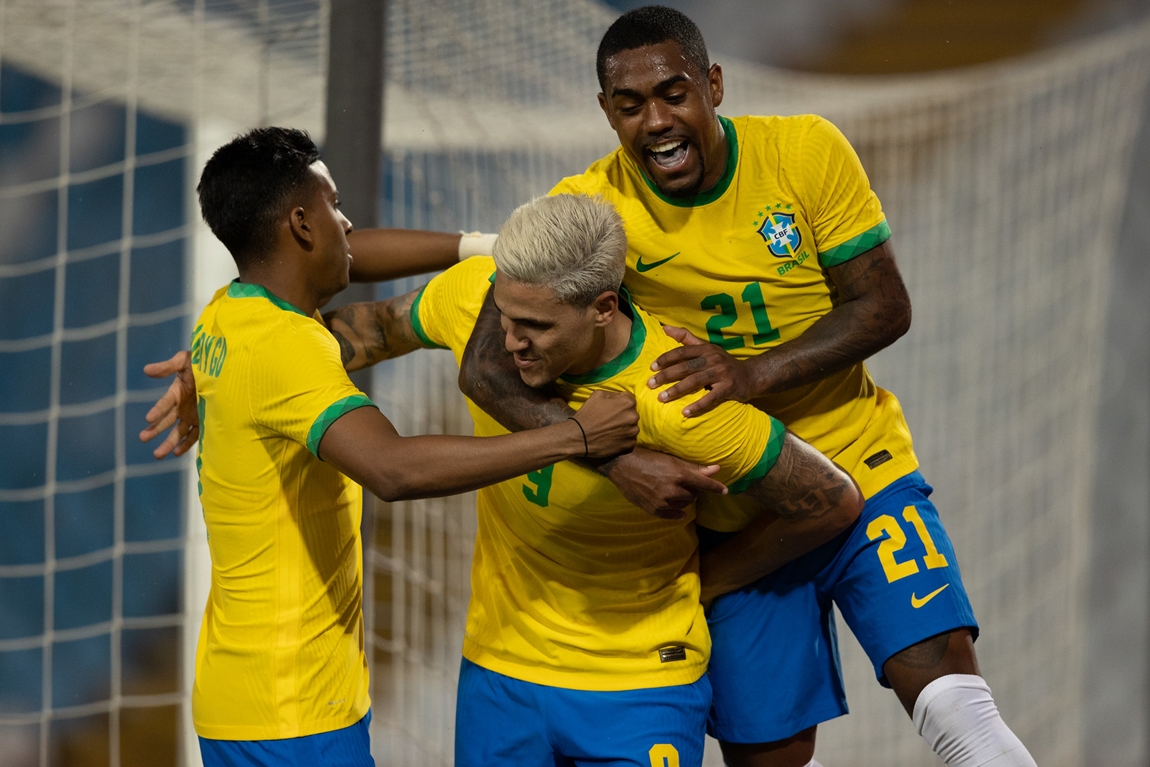 Brasil x Sérvia: Seleção se prepara para confrontos pelo alto, seleção  brasileira