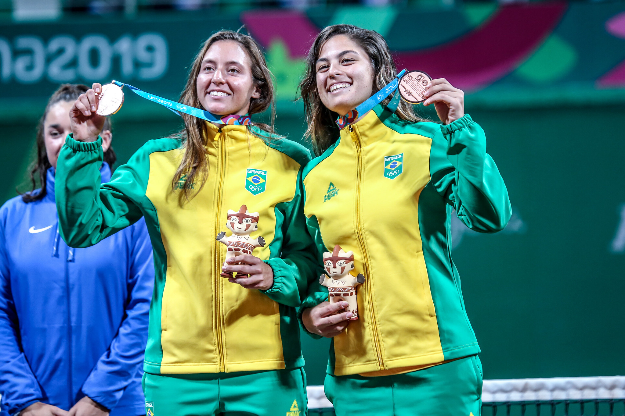 Vaga olímpica e bronze marcam o desempenho do tênis brasileiro em